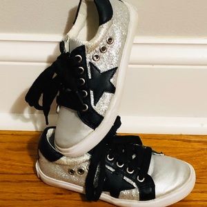 Girls Amiana Star Sneakers